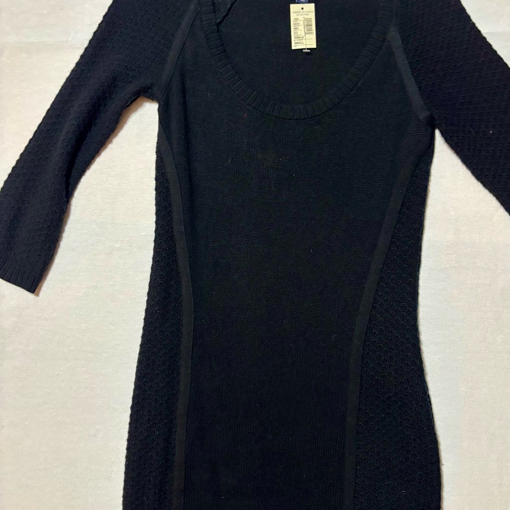American Eagle Black Sweater - Small
